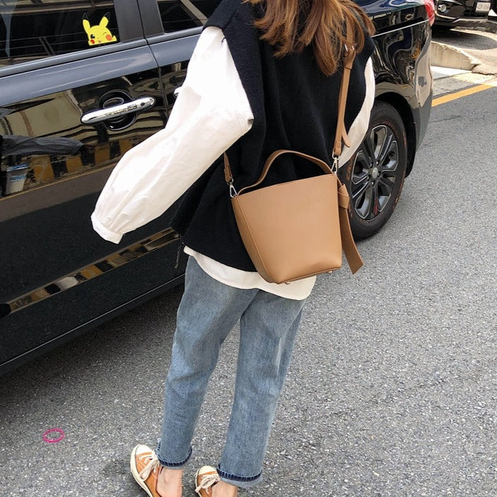 ショルダーストラップバッグ