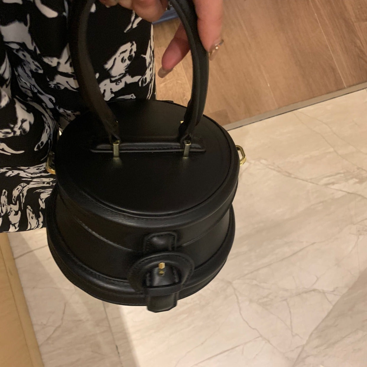 ラウンドデザインバッグ